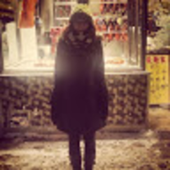 Meet your Posher, Nadine - Picture 1 of 1